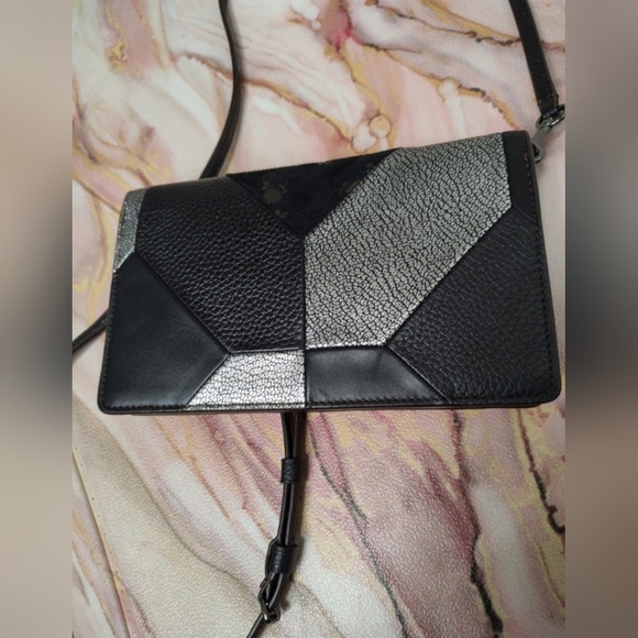 Coach 56117 Foldover Crossbody In Embellished Canyon Quilt Leather Tea Rose - Picture 3 of 13